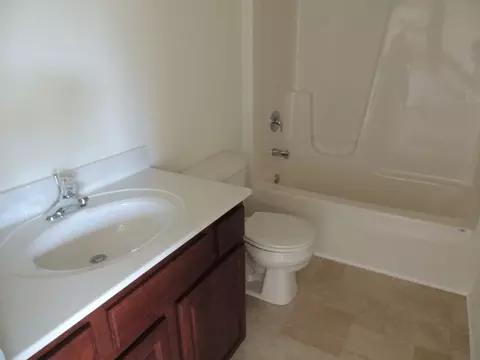 12 Kimberly Dr, Spring Valley, IL 61362 photo 8