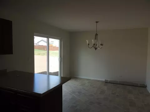 12 Kimberly Dr, Spring Valley, IL 61362 photo 4