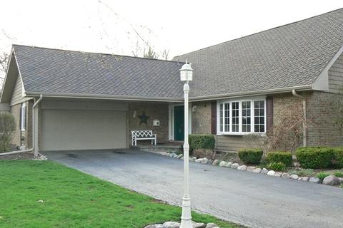 4 Woodbine Rd, Rolling Meadows, IL 60008 photo 1