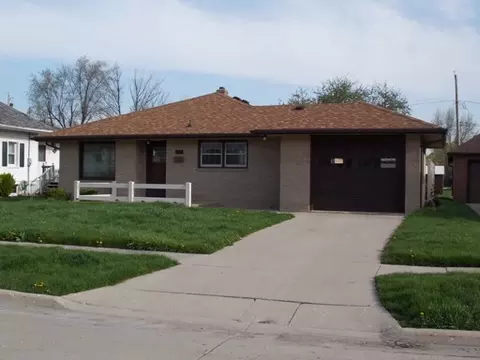 232 E Third St, Oglesby, IL 61348 photo 1