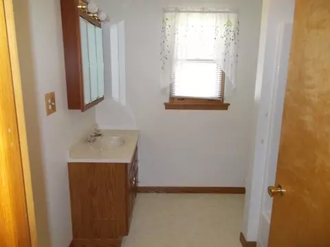 232 E Third St, Oglesby, IL 61348 photo 7