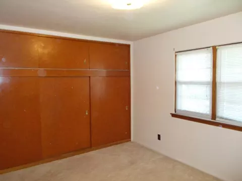 232 E Third St, Oglesby, IL 61348 photo 9