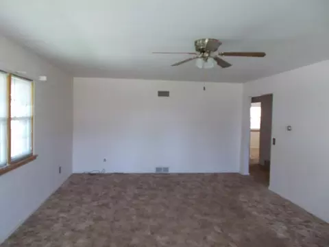 232 E Third St, Oglesby, IL 61348 photo 3
