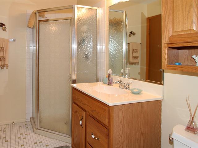 1726 E Aztec Ln, Mount Prospect, IL 60056 photo 14