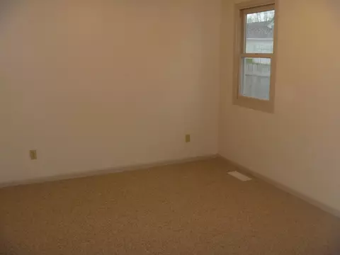 1517 Walnut St, Peru, IL 61354 photo 7