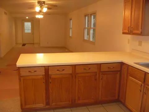 1517 Walnut St, Peru, IL 61354 photo 6