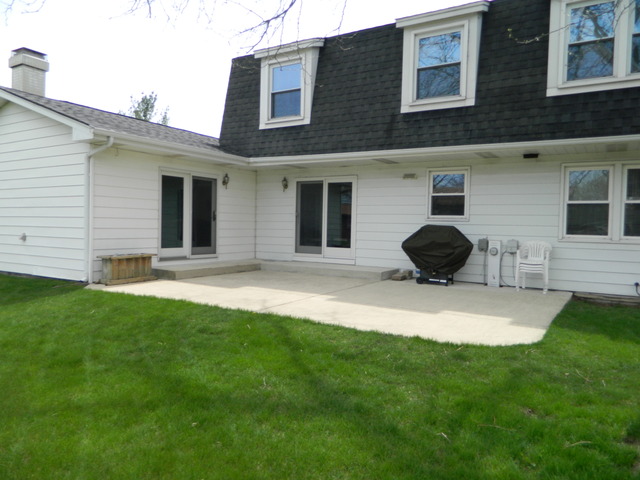 1830 Ridgewood Ln, Hoffman Estates, IL 60192 photo 25