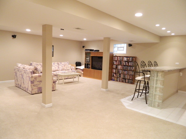 1830 Ridgewood Ln, Hoffman Estates, IL 60192 photo 19