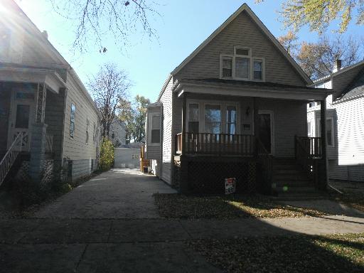 3717 W Sunnyside Ave, Chicago, IL 60625 photo 1