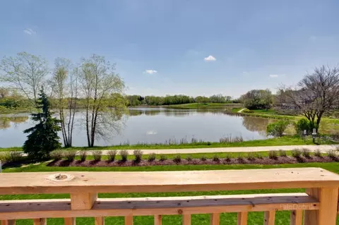 3805 Bordeaux Dr, Hoffman Estates, IL 60195 photo 23