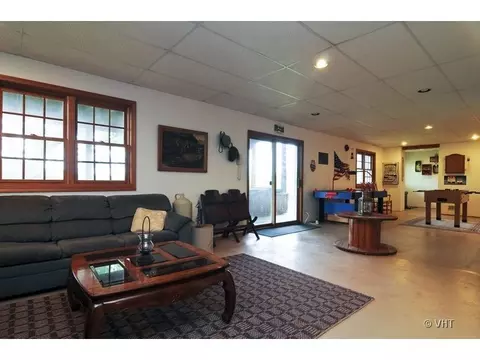 9802 Fox Bluff Ln, Spring Grove, IL 60081 photo 7