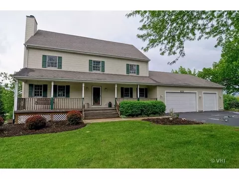 9802 Fox Bluff Ln, Spring Grove, IL 60081 photo 1