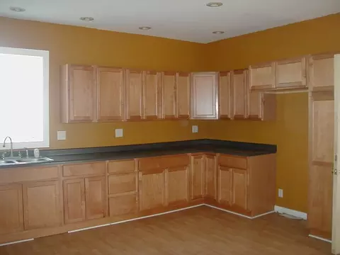 556 N 14th Rd, Lostant, IL 61334 photo 2