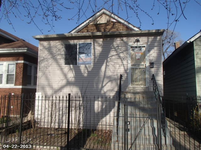 7639 S Dobson Ave, Chicago, IL 60619 photo 1