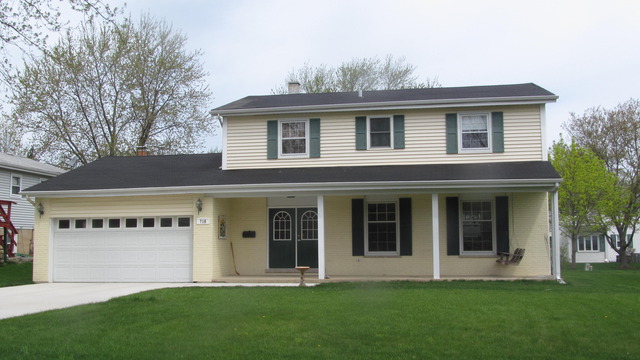 718 Maple Ln, Darien, IL 60561 photo 2