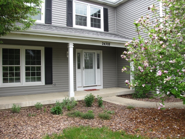 24308 W Partridge Dr, Plainfield, IL 60544 photo 2