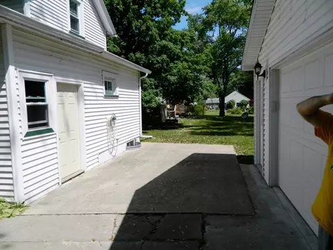 1058 State St, Ottawa, IL 61350 photo 19