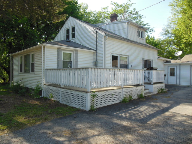 35757 Helendale Rd, Ingleside, IL 60041 photo 1