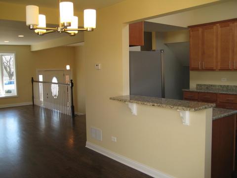 5642 Murray Dr, Berkeley, IL 60163 photo 3