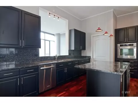 450 E Waterside Dr #3209, Chicago, IL 60601 photo 7