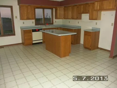 2816 E 2575 Rd, Marseilles, IL 61341 photo 2