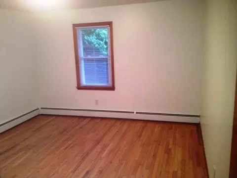 2407 11th St, Peru, IL 61354 photo 7