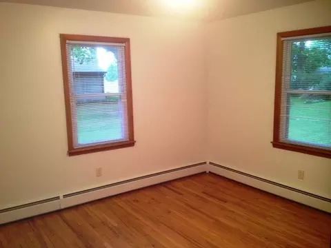 2407 11th St, Peru, IL 61354 photo 8