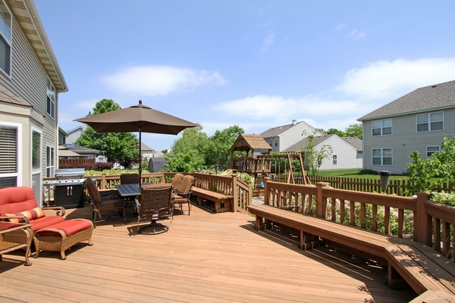 1545 Derby Ln, Bartlett, IL 60103 photo 23