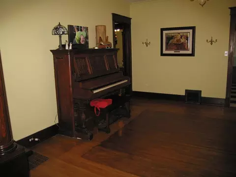 817 State St, Ottawa, IL 61350 photo 5