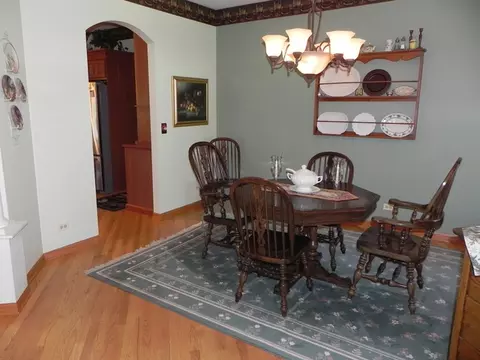 1063 Deerpath Rd, Aurora, IL 60506 photo 8