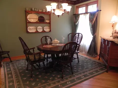 1063 Deerpath Rd, Aurora, IL 60506 photo 7