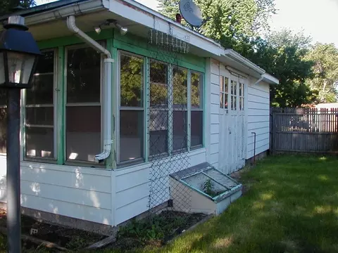 329 Deleon St, Ottawa, IL 61350 photo 15