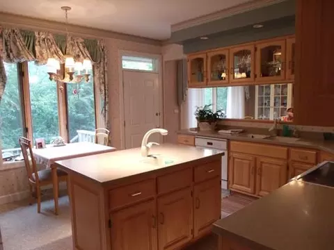 7 Spring Creek Dr, Spring Valley, IL 61362 photo 5