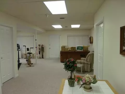 7 Spring Creek Dr, Spring Valley, IL 61362 photo 9