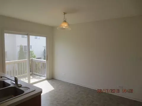 893 Clover Ln, Pingree Grove, IL 60140 photo 7