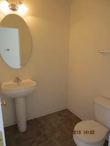 893 Clover Ln, Pingree Grove, IL 60140 photo 5