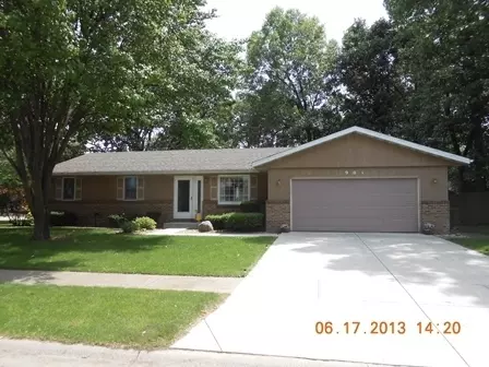 901 Oriole Dr, Morris, IL 60450 photo 1