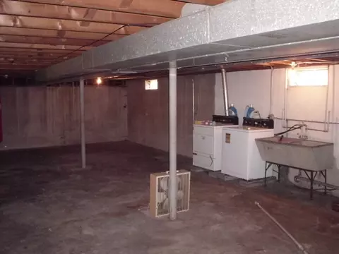 Undisclosed, Chicago, IL 60633 photo 25