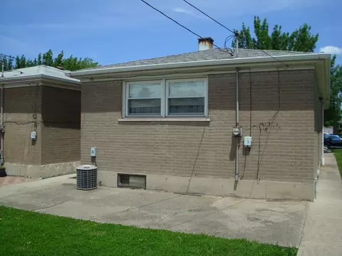 Undisclosed, Chicago, IL 60633 photo 6