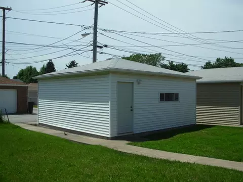 Undisclosed, Chicago, IL 60633 photo 4