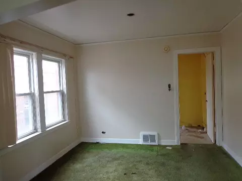 115 E 119th Pl, Chicago, IL 60628 photo 3