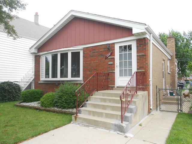 3711 W 66th St, Chicago, IL 60629 photo 1