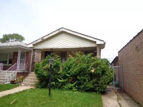 516 E 107th St, Chicago, IL 60628 photo 1