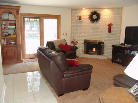 1915 Maya Ln, Mount Prospect, IL 60056 photo 10