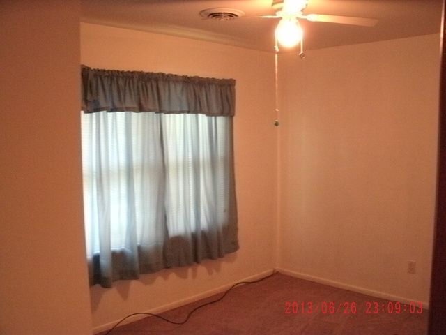 1533 12 Little Main St, Streator, IL 61364 photo 3