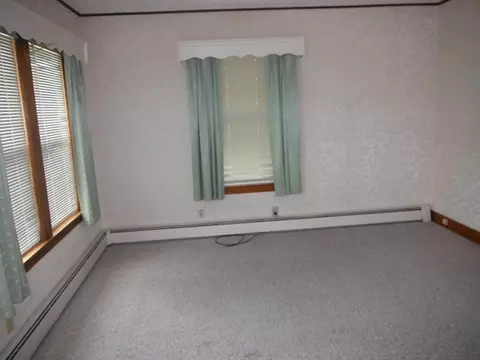 1426 Prospect St, Peru, IL 61354 photo 3