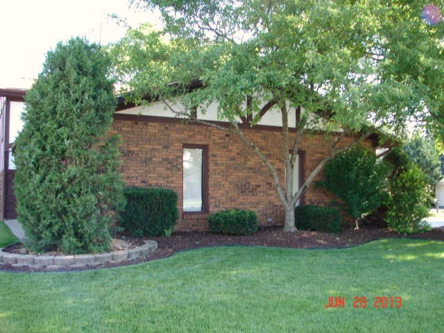 18220 Clyde Ave, Lansing, IL 60438 photo 3