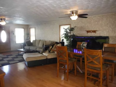 2108 Main St, Peru, IL 61354 photo 5