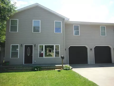 2108 Main St, Peru, IL 61354 photo 1