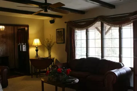 105 E 6th St, Mendota, IL 61342 photo 3